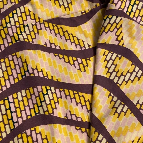 Yellow & purple patterned leggings - Picture 2 of 3
